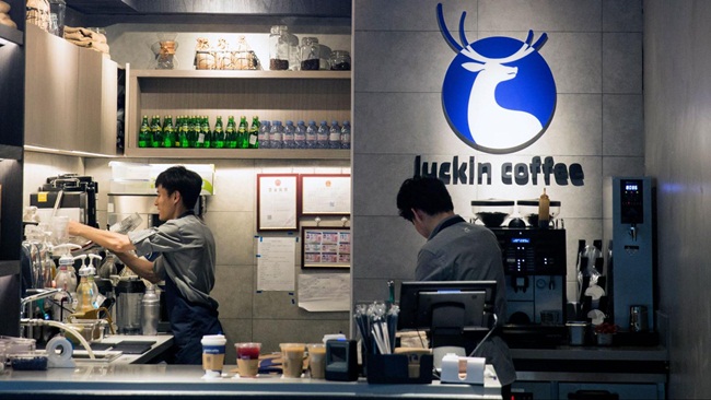 Lukin Coffee - đối thủ lớn của Starbucks tại Trung Quốc cho biết, Giám đốc vận hành (COO) Jian Liu của thương hiệu này đã cấu kết với một số nhân viên để giả số liệu về doanh thu năm 2019 với số liệu lệch đến 2,2 tỷ nhân dân tệ