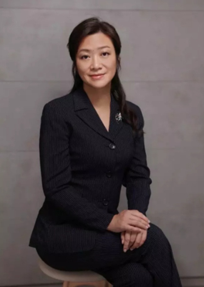 Trong lúc đó, CEO Jenny Zhiya Qian cũng là tỷ phú với tài sản 1,06 tỷ USD.