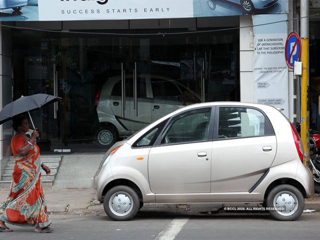 Lúc mới ra mắt,  Tata Motors - công ty sáng chế ra Tata Nano đặt mục tiêu mỗi năm xuất xưởng 250.000 xe nhưng rồi không thực hiện được.