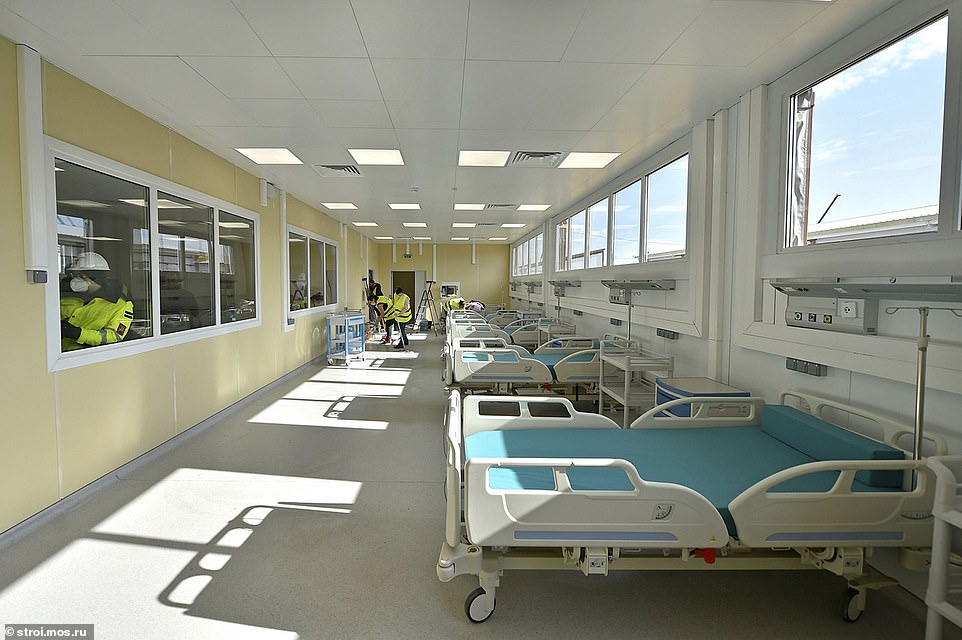 Bên trong bệnh viện chuyên điều trị người nhiễm Covid-19 mới được Nga xây dựng xong.
