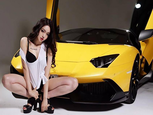Ngắm xe - Người đẹp xứ Hàn Park Eunsol gợi cảm bên siêu xe Lamborghini