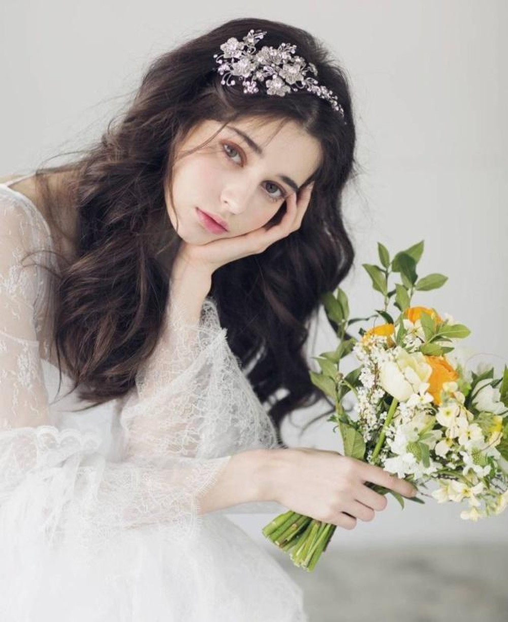 "Cô dâu vạn người mê" Ukraine như tiên giáng trần trong loạt ảnh mới - 2