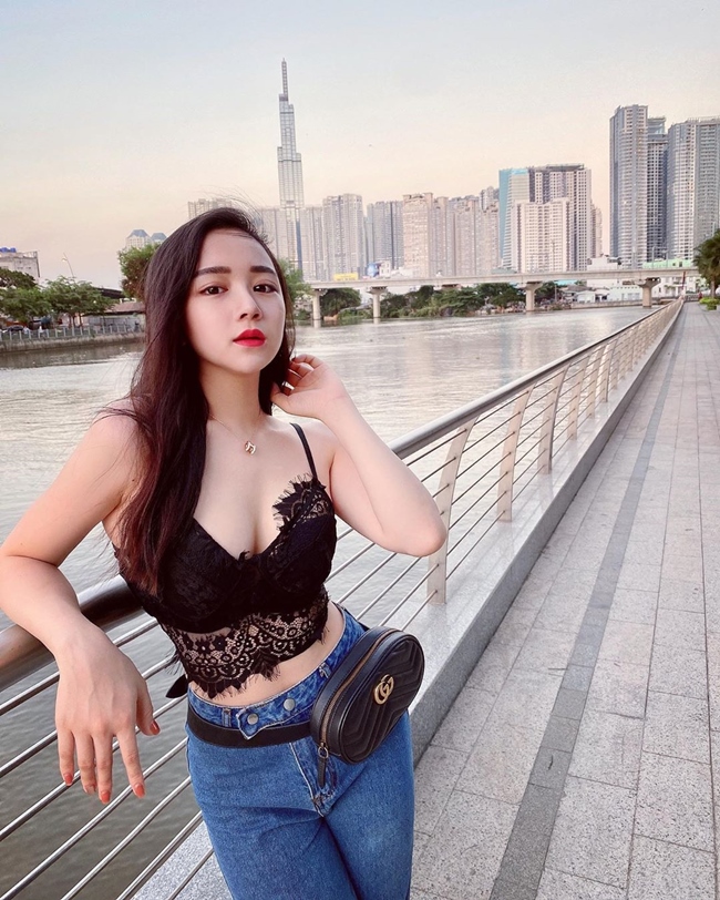 Hình ảnh sexy gần đây của Nhã Tiên.