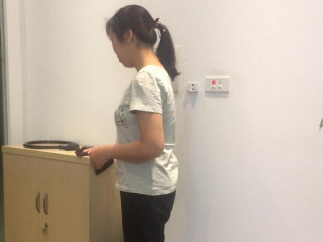 Kinh doanh - Lao động mất việc do dịch Covid-19 hy vọng sớm nhận được hỗ trợ của Chính phủ  