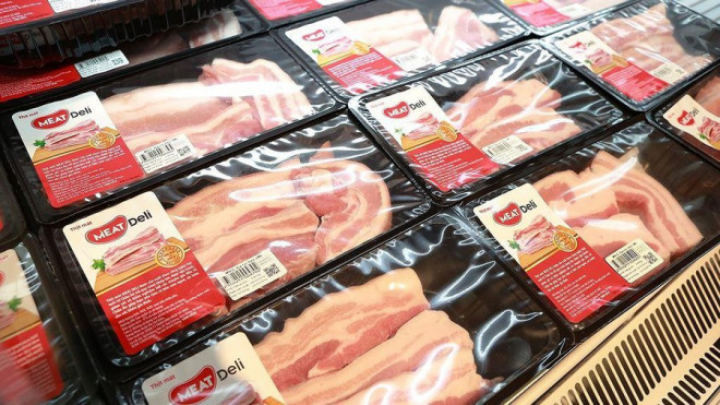 Thịt lợn giữ mức giá cao và sức tiêu thụ lớn giúp các doanh nhân kinh doanh ngành hàng này giữ được lợi nhuận bất chấp dịch bệnh