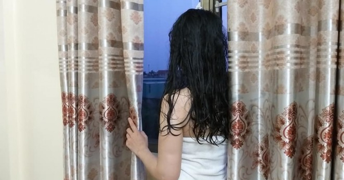 Bạn trẻ - Cuộc sống - Vệt son môi trên áo tiết lộ bí mật động trời của ông chủ nhà hàng hải sản