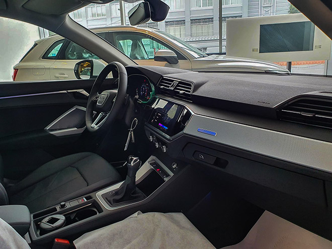 Cận cảnh mẫu xe SUV Audi Q3 thế mới tại Việt Nam - 4