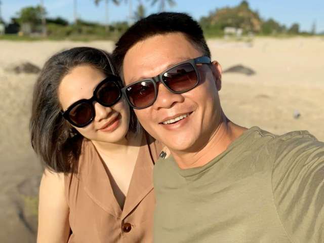 Đời sống Showbiz - Người vợ kín tiếng suốt 13 năm của BTV "Chúng tôi là chiến sỹ"