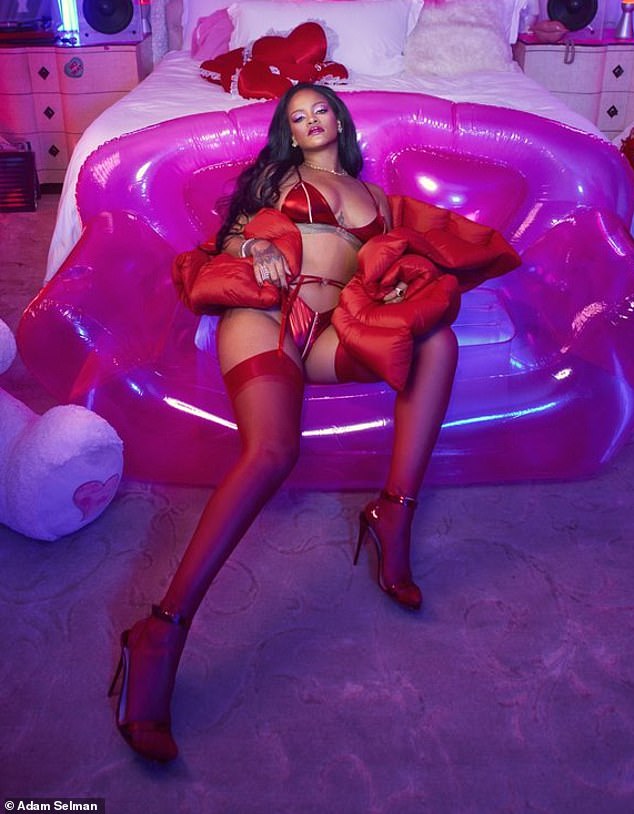 Rihanna phát tướng đẫy đà, đẹp quyến rũ nhưng tự ti bụng mỡ - 5