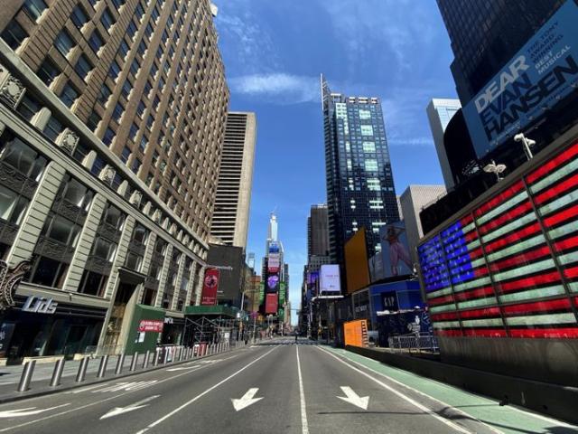 Thế giới - Gần 22.000 người tử vong vì Covid-19, người Mỹ đón Lễ Phục sinh chưa từng có