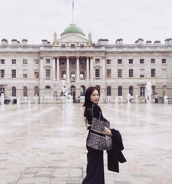 "Hồ sơ tình ái" với loạt mỹ nhân showbiz của thiếu gia nhà "vua hàng hiệu" VN - 7