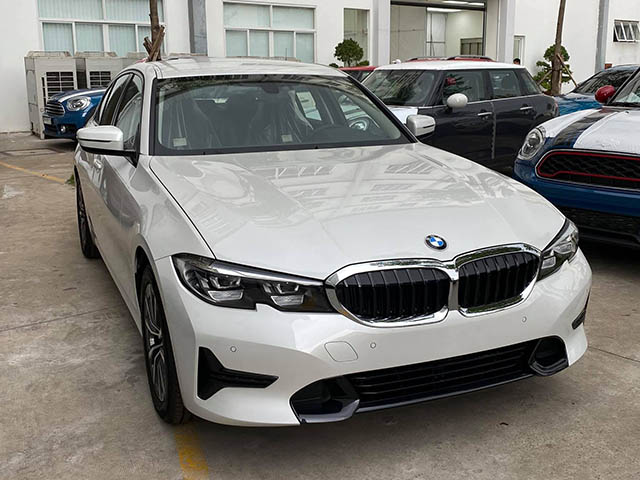 BMW 3-Series 2020 có mặt tại đại lý, giá dự kiến khoảng 1,8 tỷ đồng