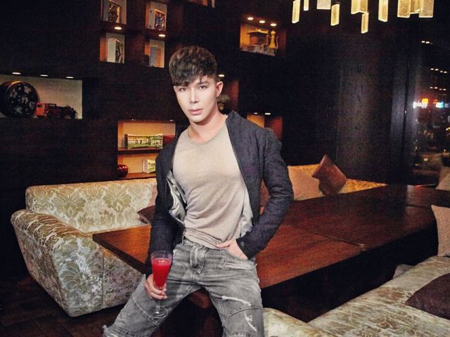 Đời sống Showbiz - Ca sĩ phát ngôn sốc "hoa hậu không bằng người giúp việc" gây tranh cãi dữ dội