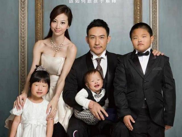 Bạn trẻ - Cuộc sống - Cô gái trong bức ảnh "bố mẹ tiên con cú" từng làm mưa làm gió trên MXH giờ ra sao?