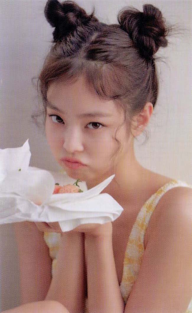 Những kiểu tóc búi đơn giản nhưng giúp nàng cực xinh đẹp - 3