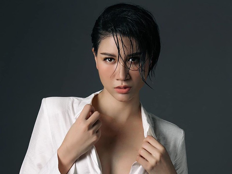 Trang Trần là người mẫu nổi tiếng với tính cách thẳng thắn, mạnh mẽ.