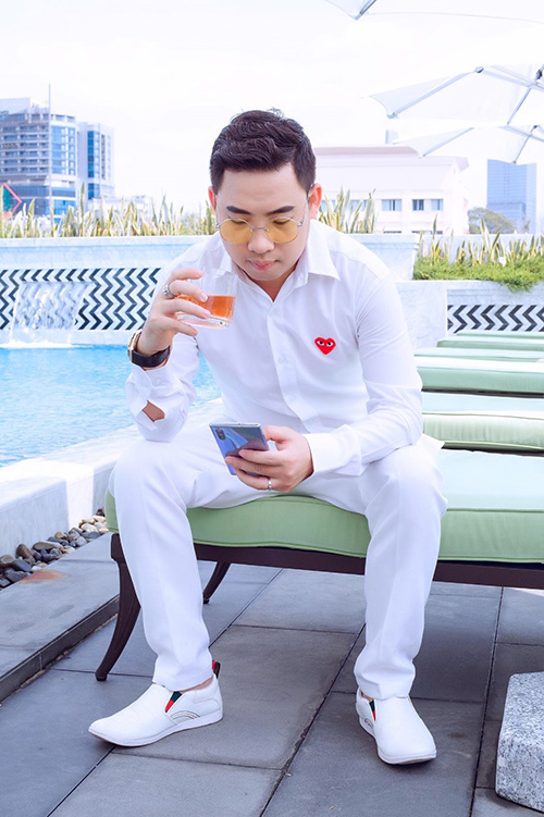 Doanh nhân Hồ Ty: “Cơ hội kiếm tiền và làm giàu không khó quan trọng bạn có muốn tìm kiếm hay không” - 3