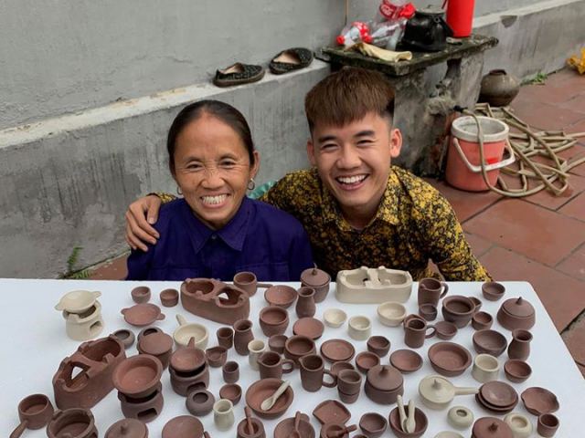 Phim - Mẹ con bà Tân Vlog từ bỏ "siêu to khổng lồ", tuyên bố làm món "siêu bé" khiến dân mạng bất ngờ