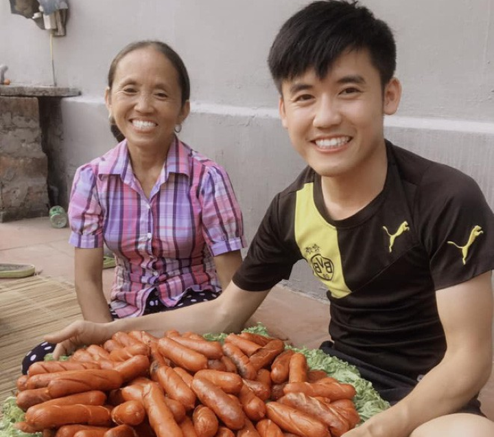 Mẹ con bà Tân Vlog từ bỏ "siêu to khổng lồ", tuyên bố làm món "siêu bé" khiến dân mạng bất ngờ - 2