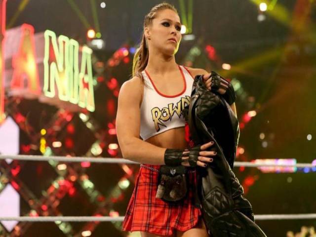Thể thao - Mỹ nhân Ronda Rousey làm dậy sóng sàn MMA, mắng người hâm mộ vô ơn