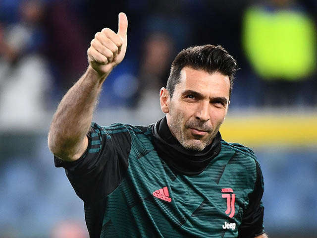 Bóng đá - Tin HOT bóng đá tối 18/4: Buffon ở lại Juventus tới năm 43 tuổi