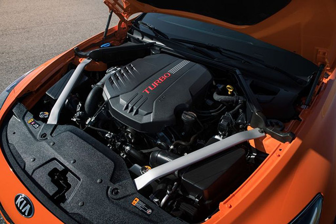 Kia Stinger 2021 nâng cấp động cơ V6 twin-turbo 3.3L mạnh 380 sức ngựa - 3