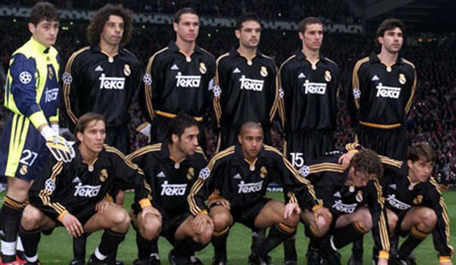 Đội hình xuất phát của Real Madrid trong trận lượt về tứ kết cúp C1 mùa giải 1999/2000