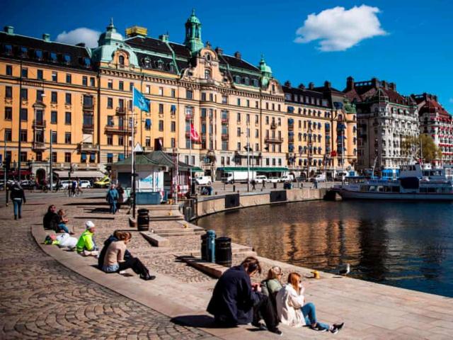 Chuyên gia hàng đầu Thụy Điển: Có thể xuất hiện miễn dịch cộng đồng vào tháng tới