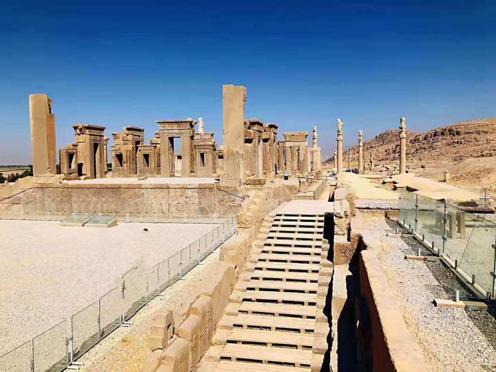 2,500 years ago, this place was once the richest and largest city in Iran - 4