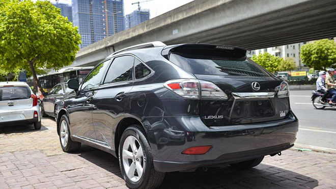 Lexus RX 350 đời 2009 giá bán ngang ngửa Hyundai SantaFe mới, có nên mua? - 2