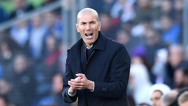 Real cảnh báo Zidane “đi đêm” với Juventus: Raul lăm le giật “ghế nóng” - 1