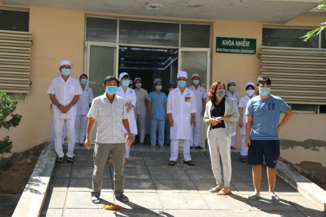 Các bệnh nhân ở Bình Thuận được công bố khỏi bệnh.