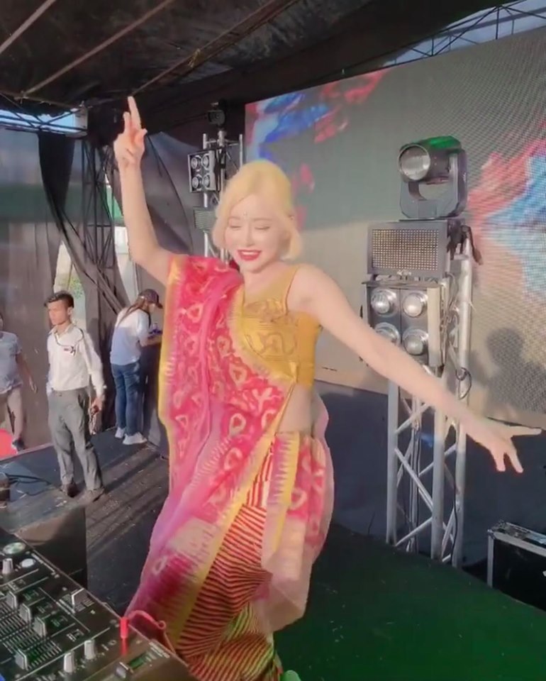 "Hoa khôi DJ Đà Nẵng" mặc áo dài chơi nhạc được khen phá cách - 7