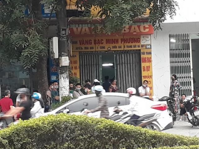 Tin tức trong ngày - Tin tức 24h qua: Khởi tố vụ án giết người liên quan đến cái chết của Chi cục trưởng Thi hành án