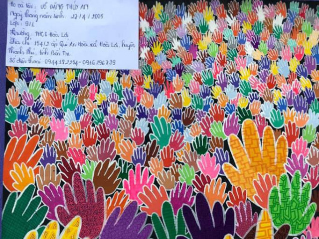 Bạn trẻ - Cuộc sống - Ấn tượng hàng ngàn tranh vẽ, bài viết của thiếu nhi về phòng chống COVID -19