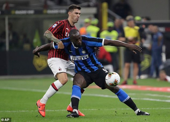 Tin sốc Inter Milan: 23/25 cầu thủ từng có biểu hiện dính Covid-19 - 2