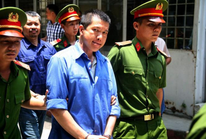 Cựu CSGT CA tỉnh Đồng Nai - nay là bị can Nguyễn Cảnh Chân đang bị điều tra vụ 'Logo xe vua'. Ảnh: Tân Châu