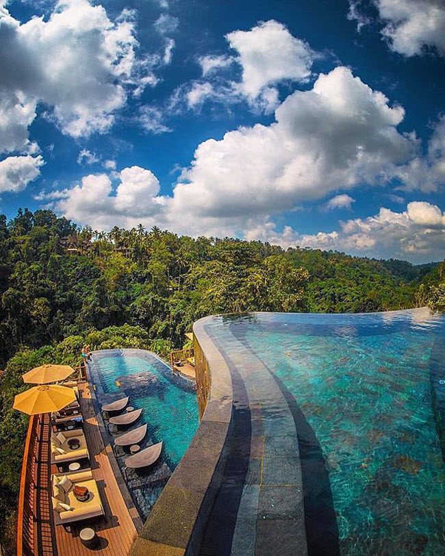 Vườn treo Bali, Indonesia: Bể bơi hai tầng là một trong những điểm nhấn của khu nghỉ dưỡng Vườn treo Bali gần Ubud.
