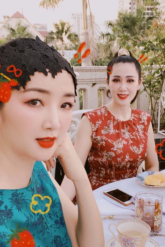 Cuộc sống của người đẹp cùng thời Hà Kiều Anh, bỏ showbiz để làm tiếp viên hàng không - 9