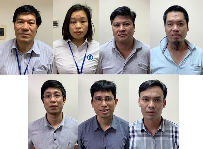 Các đối tượng (từ trái sang phải: Nguyễn Nhật Cảm, Nguyễn Vũ Hà Thanh, Đào Thế Vinh, Nguyễn Trần Duy, Nguyễn Ngọc Nhất, Nguyễn Thanh Tuyền, Lê Xuân Tuấn. Ảnh: Bộ Công an.
