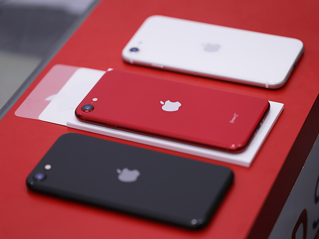 iPhone SE 2020 đã về VN với giá cao hơn bản phân phối chính thức