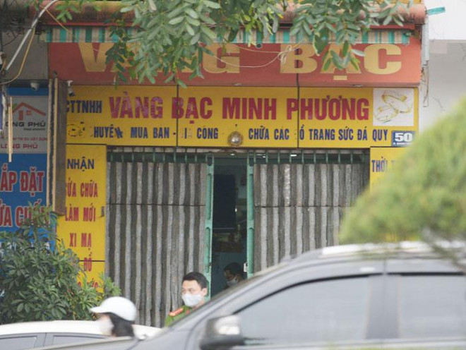 Tiệm vàng Minh Phương nơi ông Minh tự sát sau đó.