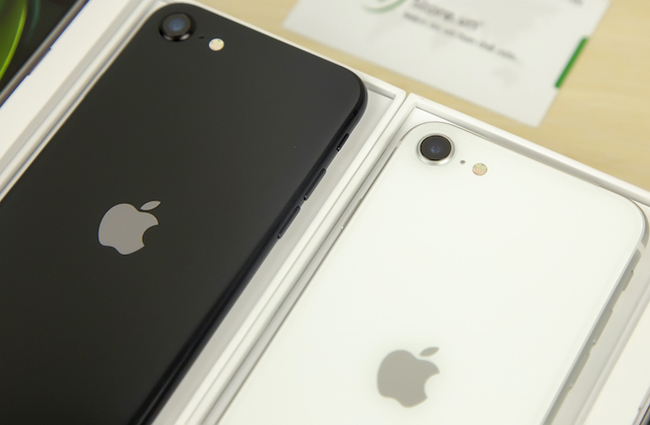 iPhone SE (New) có thiết kế như iPhone 8, sử dụng chip A13 và có giá bán tại Mỹ từ 399 USD.