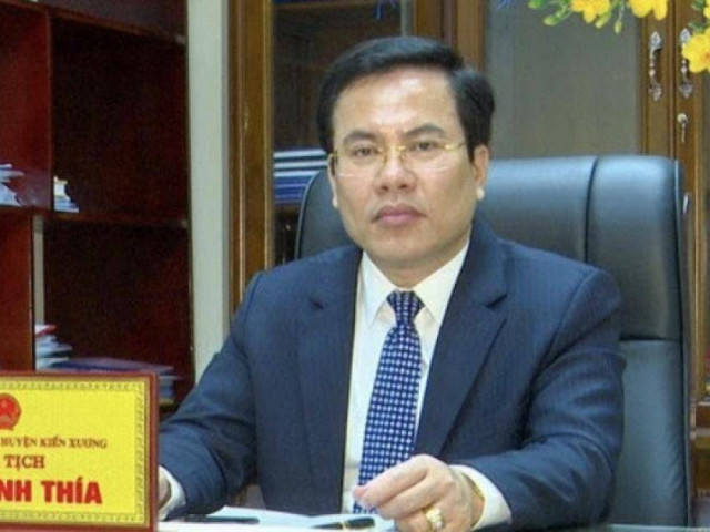Pháp luật - Điều động công tác mới với chủ tịch huyện có vợ liên quan vụ Đường "Nhuệ"