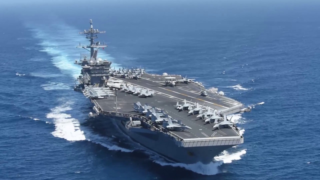 Tàu sân bay USS Theodore Roosevelt của Mỹ trở thành ổ dịch Covid-19 (ảnh: CNN)