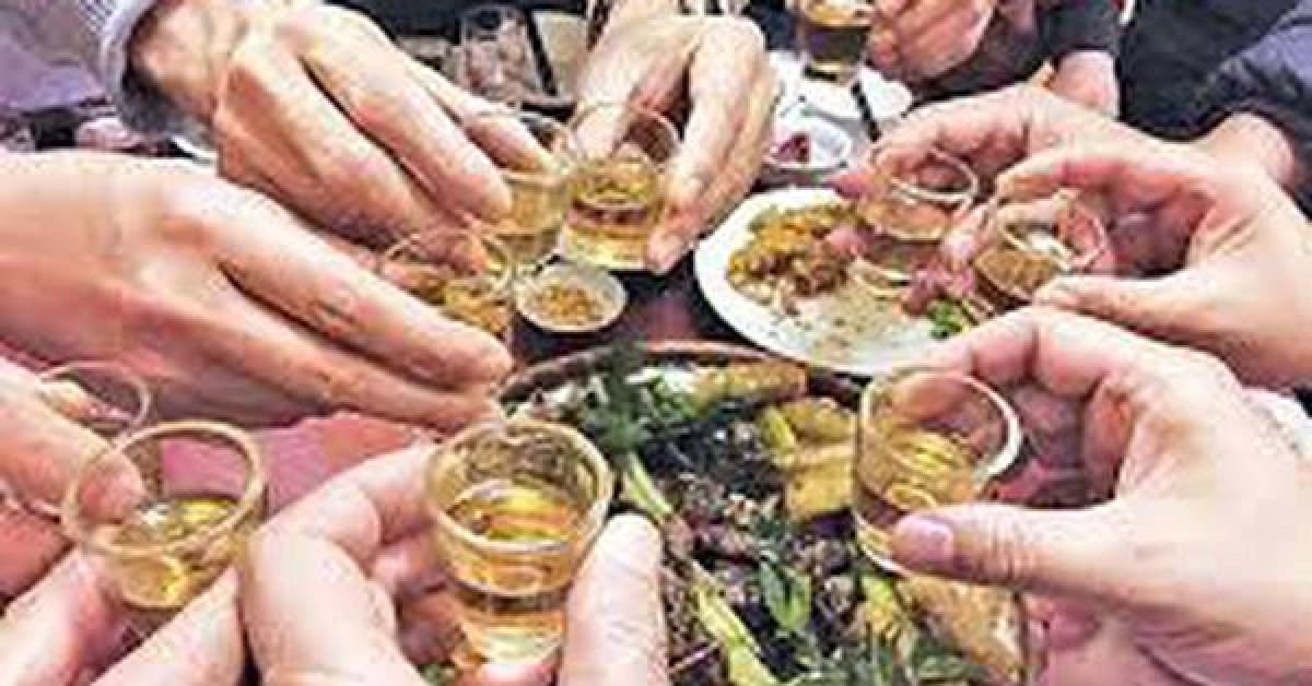 Ẩm thực - Độc chất dễ ngấm vào cơ thể hơn khi uống rượu ăn đồ nướng