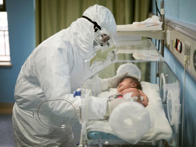 Thế giới - Thêm một đối tượng ít gặp triệu chứng nặng khi nhiễm Covid-19