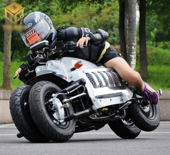 Môtô mạnh nhất thế giới Dodge Tomahawk có bản sao mini 150cc giá rẻ - 5