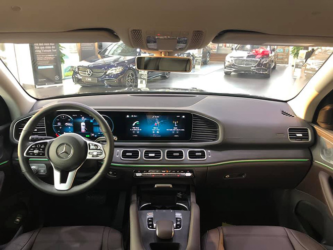 Mercedes-Benz GLE 450 chạy lướt 1.600km rao bán lại rẻ hơn 600 triệu đồng - 3