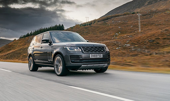 Lô xe Range Rover 2020 đầu tiên cập bến Việt Nam - 1